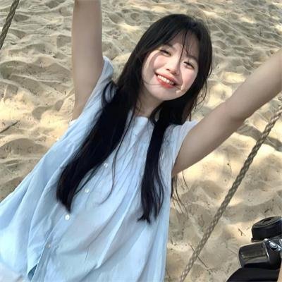 总之就是非常可爱～制服～